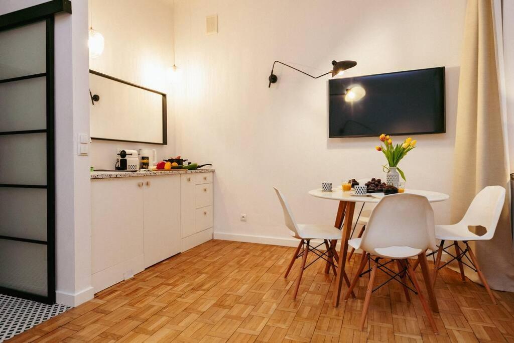 Charming Next To The Old Town! Apartament