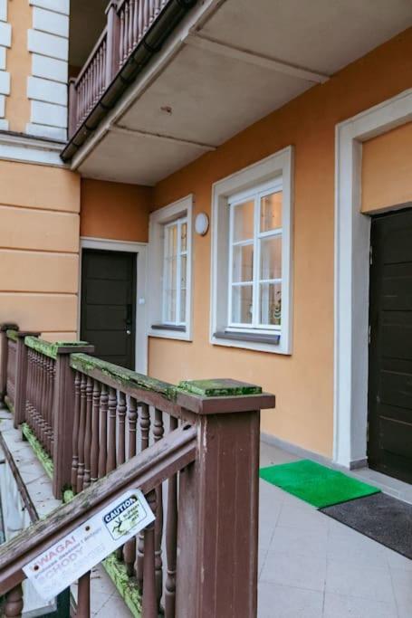 Charming Next To The Old Town! Apartament